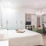 Cinema House 3* רומא